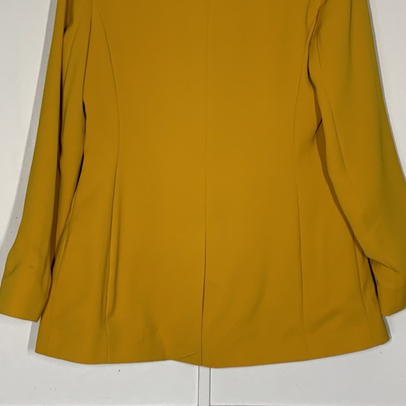 Topshop Pleated Single-Breasted in Mustard Yellow - Picture 6 of 11